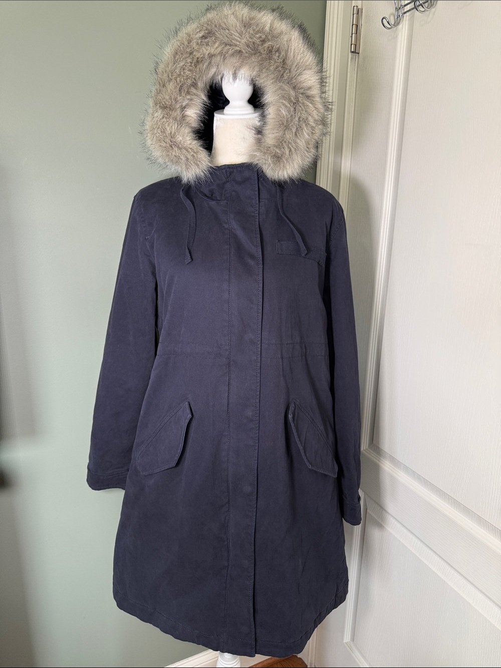 Gap Maternity PrimaLoft Hooded Parka Faux Fur Navy Blue NWT Size M